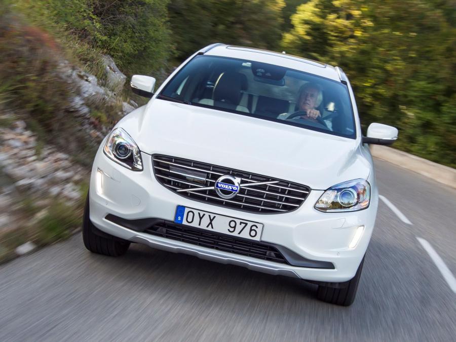  Volvo XC60 T6 2013 года  (фото 14 из 17)